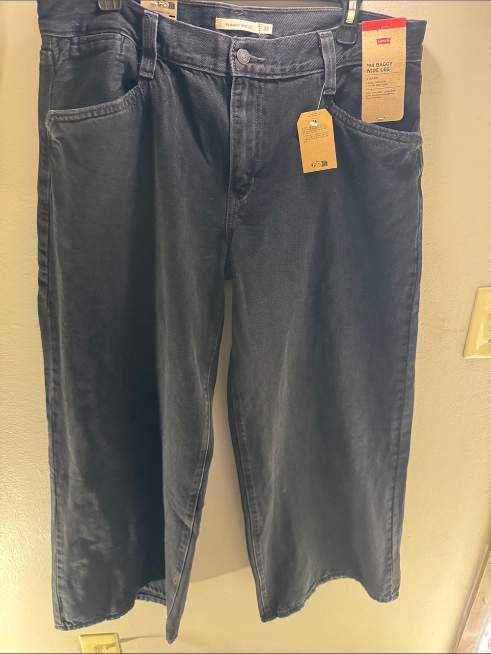 Levi's 194 Baggy Wide Leg Jeans in Black Wash